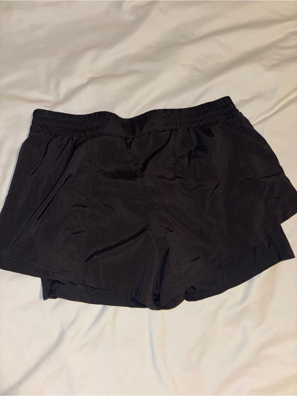 Athletic Shorts in Black Size Large - Picture 2 of 2